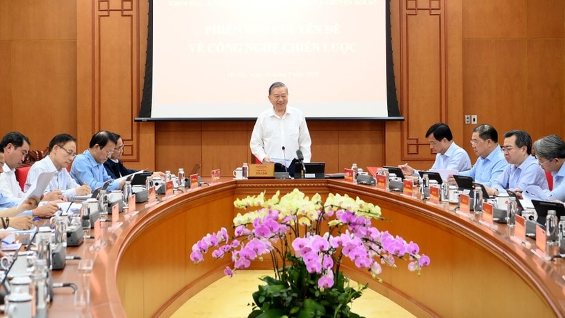 Tổng Bí thư Tô Lâm chủ trì phiên họp chuyên đề về công nghệ chiến lược. (Ảnh: ĐĂNG KHOA) 