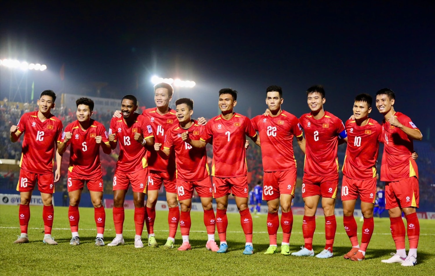 Từ cú bứt phá trên bảng xếp hạng FIFA, đội tuyển Việt Nam đang đứng trước nhiều cơ hội lớn trong tương lai (Ảnh IT)