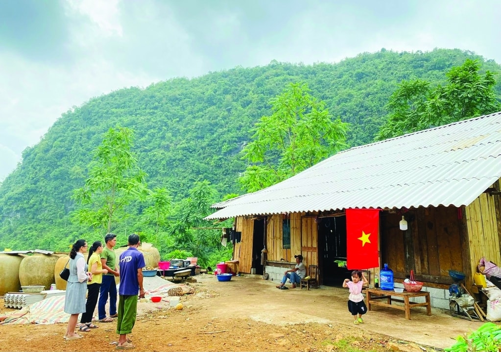 Thủ tướng giao UBND các tỉnh, thành phố phê duyệt danh sách các hộ cần hỗ trợ xóa nhà tạm, dột nát (Ảnh MH)