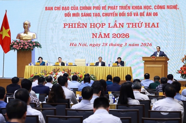 Thủ tướng Chính phủ chỉ rõ, việc phát triển công nghệ chiến lược phải giải quyết các bài toán thực tiễn của Việt Nam - Ảnh: VGP/Nhật Bắc