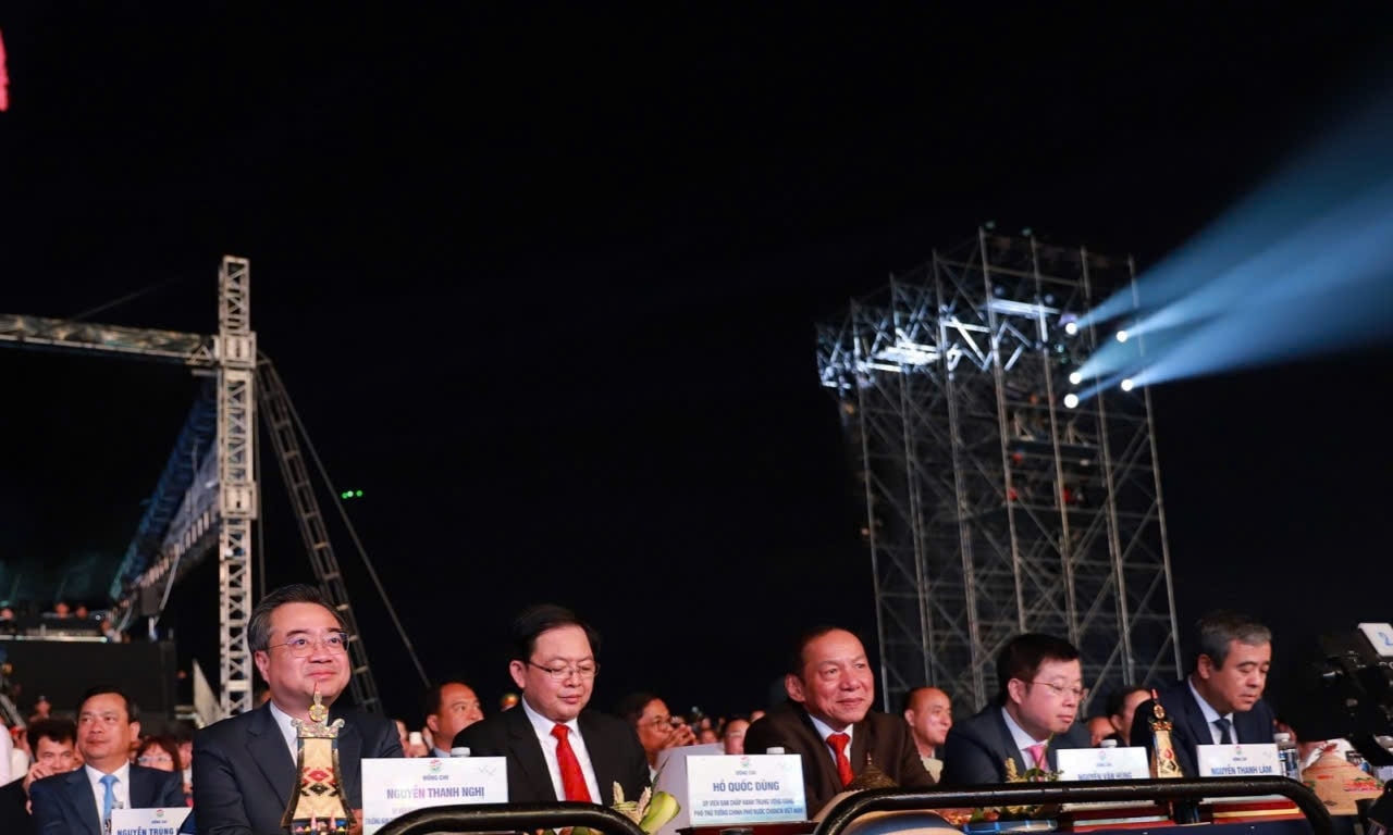 Các đại biểu tham dự Lễ Khai mạc Năm Du lịch Quốc gia Gia Lai 2026  - Đại ngàn chạm biển xanh