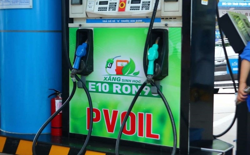Tâm lý người tiêu dùng vẫn là rào cản đối với xăng E10 (Ảnh IT)