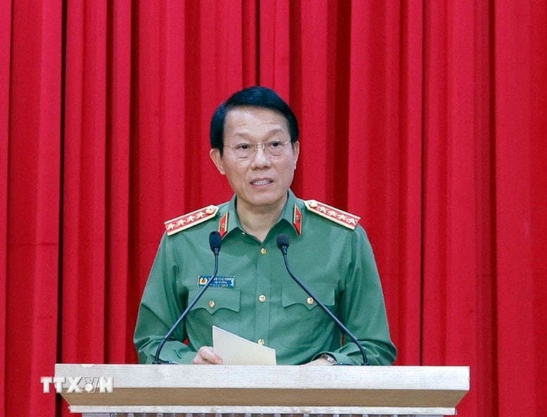 Đại tướng Lương Tam Quang, Bí thư Đảng ủy Công an Trung ương, Bộ trưởng Bộ Công an phát biểu khai mạc Hội nghị - Ảnh: TTXVN