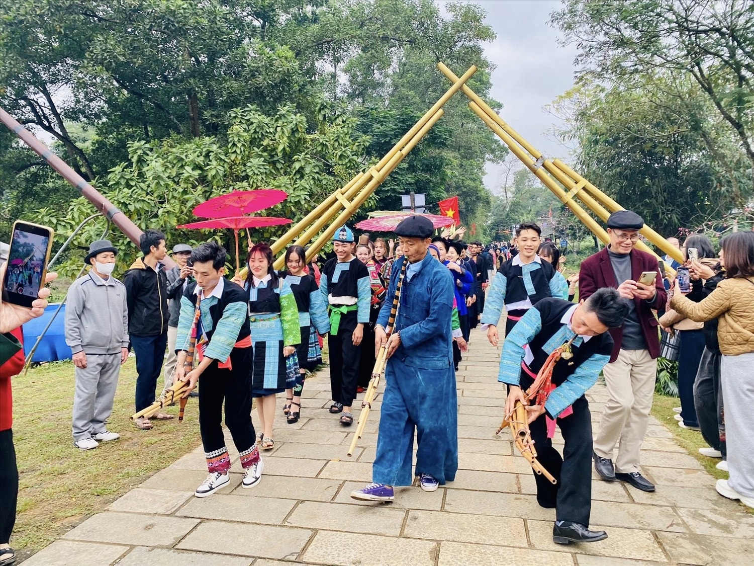 Trong tháng 4 tại Làng Văn hoá Du lịch các Dân tộc Việt Nam sẽ diễn ra nhiều hoạt động mang đậm sắc màu văn hoá truyền thống