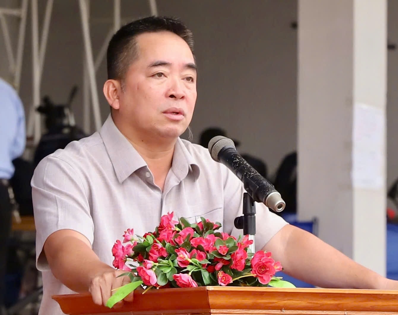 Phó Giám đốc Sở Văn hóa, Thể thao và Du lịch tỉnh Quảng Ninh Nguyễn Thanh Tùng  phát biểu tại lễ khai mạc