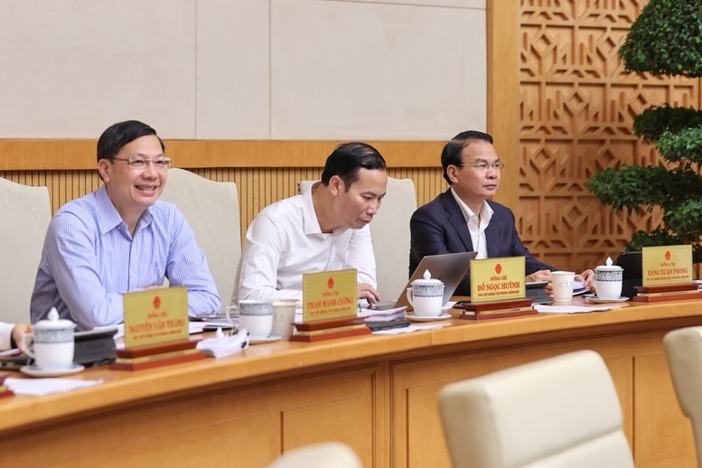 Lãnh đạo các bộ, ngành dự Hội nghị - Ảnh: VGP/Nhật Bắc