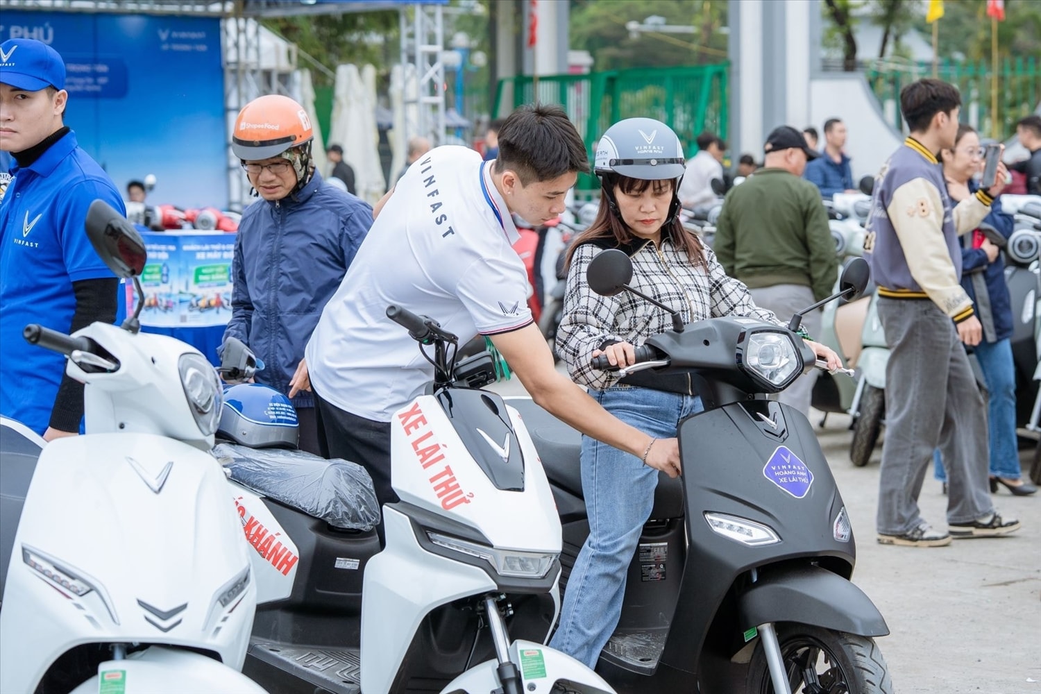 VinFast sở hữu dải sản phẩm xe máy điện đa dạng, phủ khắp các phân khúc từ xe phổ thông đến cao cấp