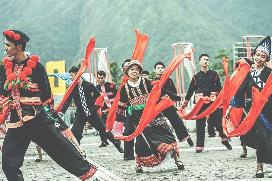 Các hoạt động văn hoá tại bản Mây