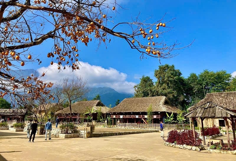 Bản Mây giữa mây ngàn Tây Bắc