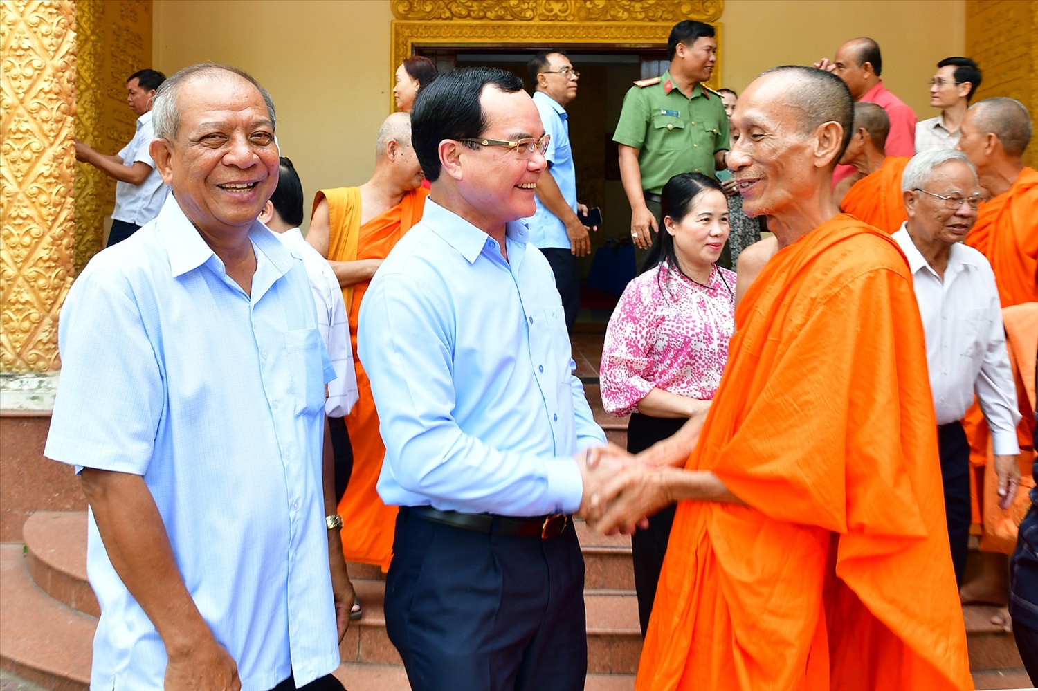 Bộ trưởng Nguyễn Đình Khang: 