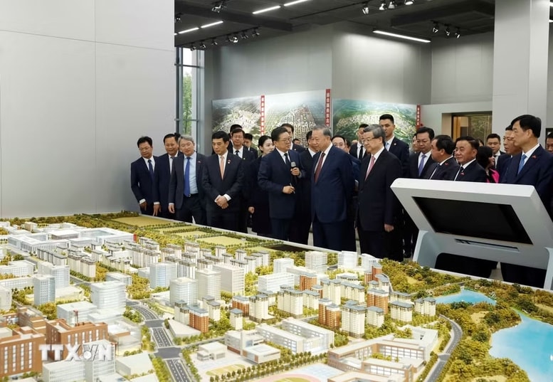 Tổng Bí thư, Chủ tịch nước Tô Lâm thăm Khu mới Hùng An, tỉnh Hà Bắc (Trung Quốc) 1