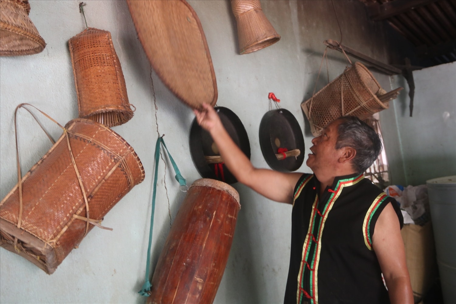 Nghệ nhân Ưu tú Dương Lai: Giữ được văn hóa là giữ được gốc rễ của dân tộc mình 