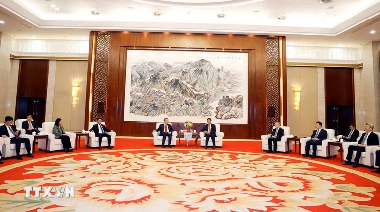 Bí thư Trần Cương cho biết Quảng Tây sẵn sàng thúc đẩy nhập khẩu nhiều hơn các mặt hàng nông sản của Việt Nam - Ảnh: TTXVN
