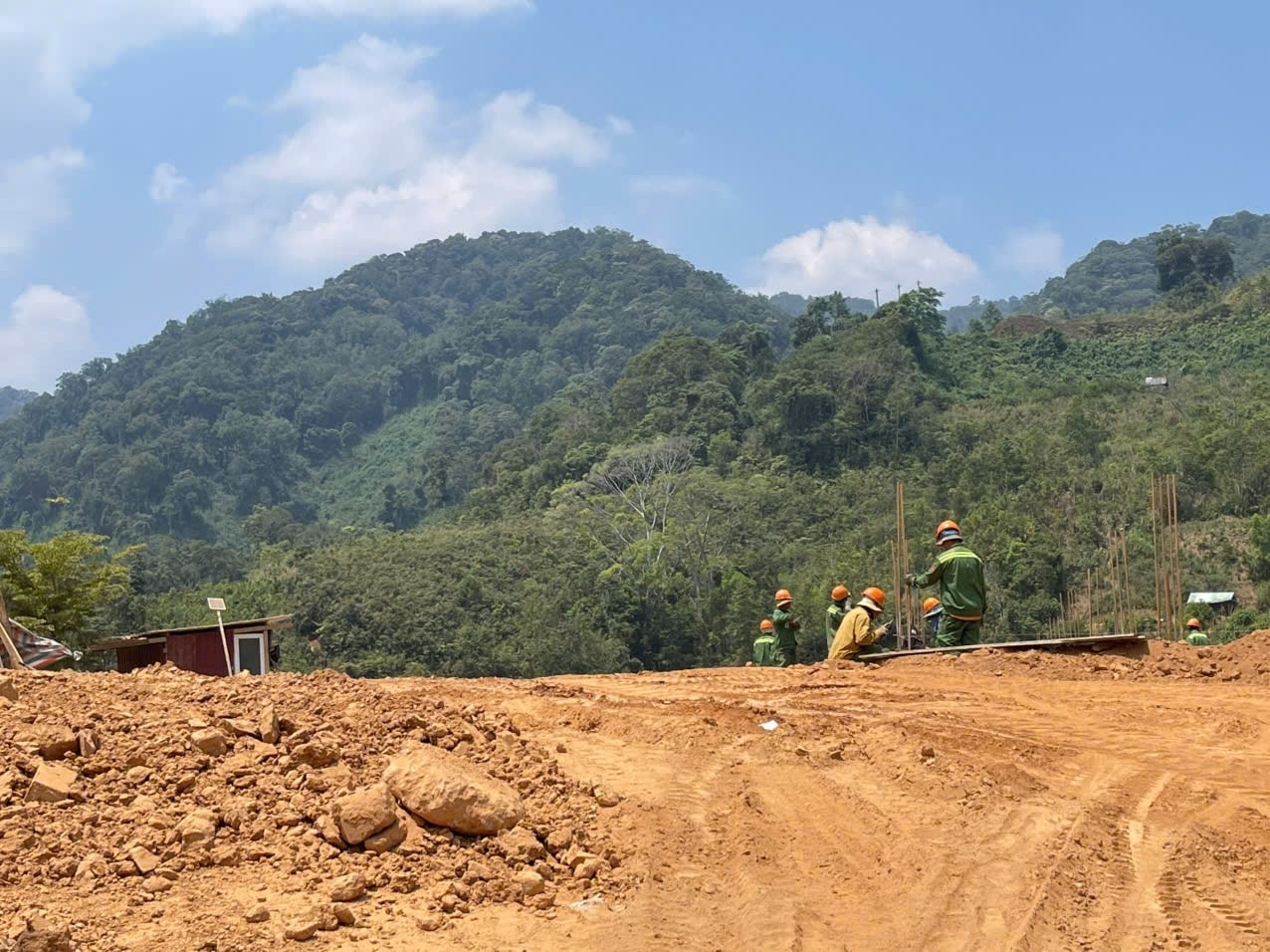 Đà Nẵng thành lập 3 tổ công tác thúc đẩy tiến độ các dự án trường nội trú liên cấp. (Ảnh HT)