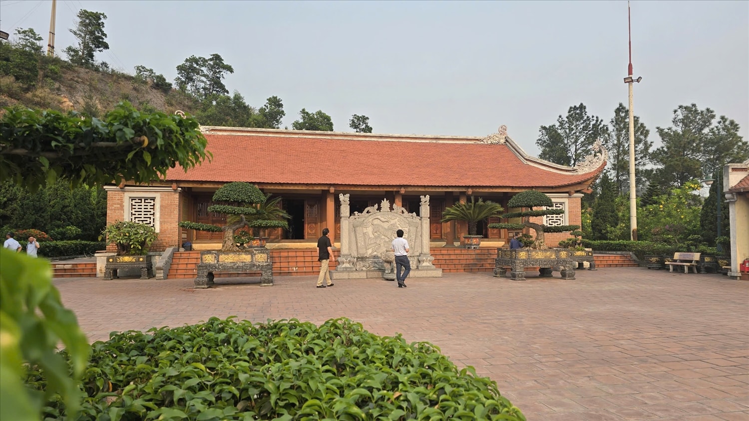 Miếu Mỏ là một công trình tâm linh đặc biệt gắn với đời sống thợ mỏ