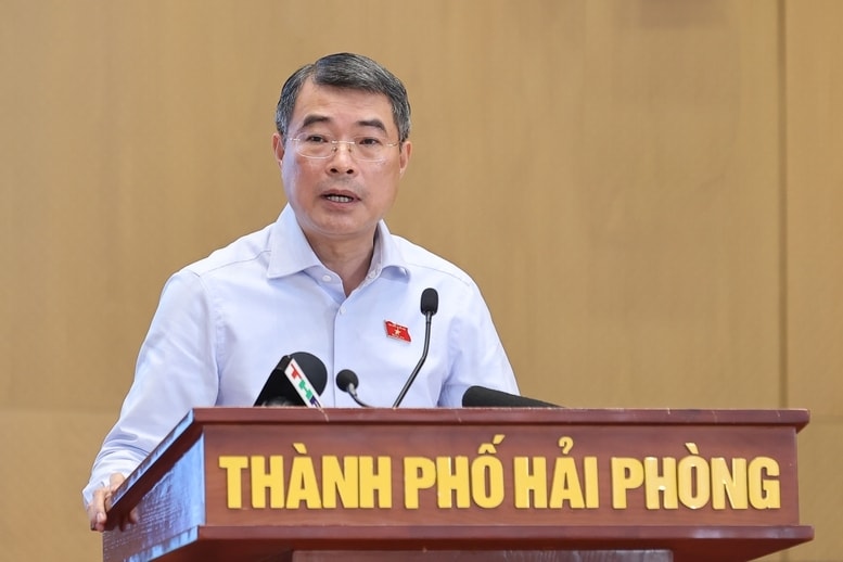 Thủ tướng Lê Minh Hưng trực tiếp giải đáp một số nội dung được nhiều cử tri quan tâm - Ảnh: VGP/Nhật Bắc