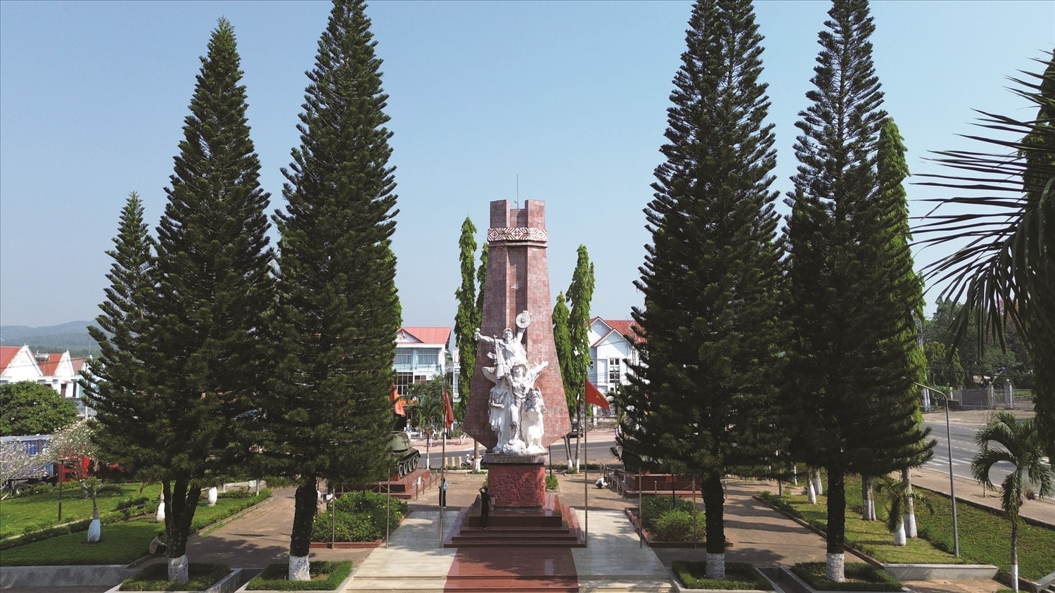  Di tích chiến thắng Đăk Tô - Tân cảnh