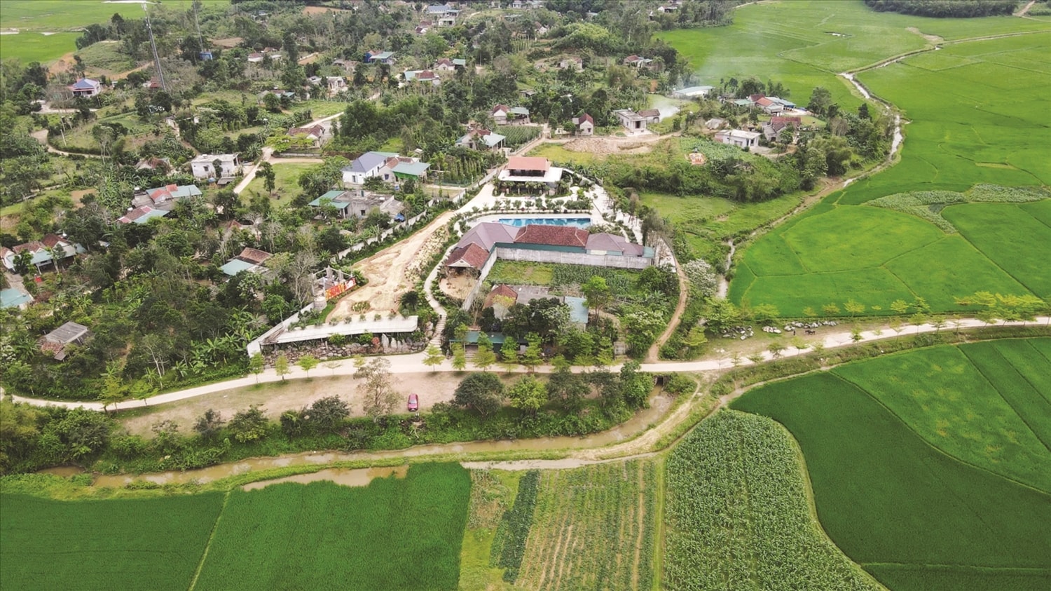 Từ Làng chiến đấu kiểu mẫu trong kháng chiến, nay Cự Nẫm đã trở thành điểm hẹn được định vị trên bản đồ du lịch