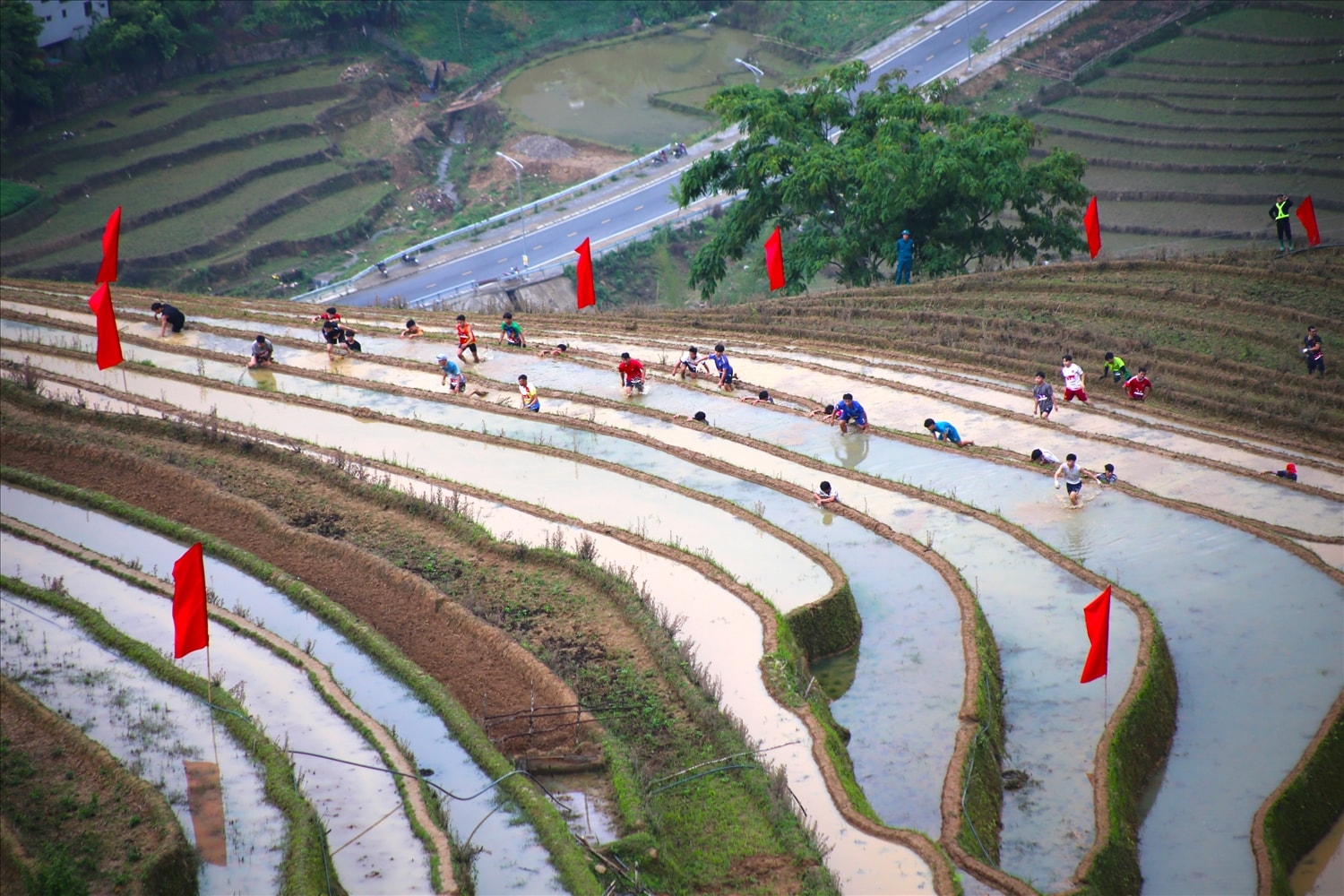 [PHOTO PV]500 vận động viên 