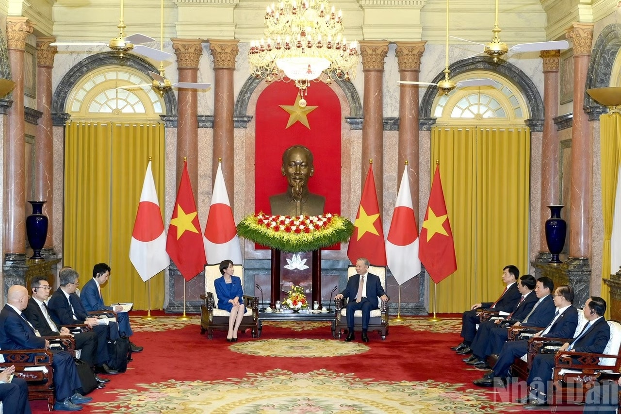Quang cảnh cuộc tiếp Thủ tướng Nhật Bản Takaichi Sanae tại Phủ Chủ tịch.