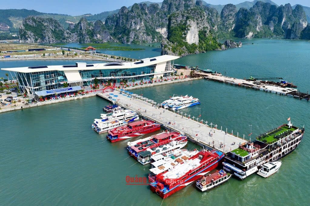Cảng tàu quốc tế Ao Tiên - Vân Đồn (Ảnh ST)