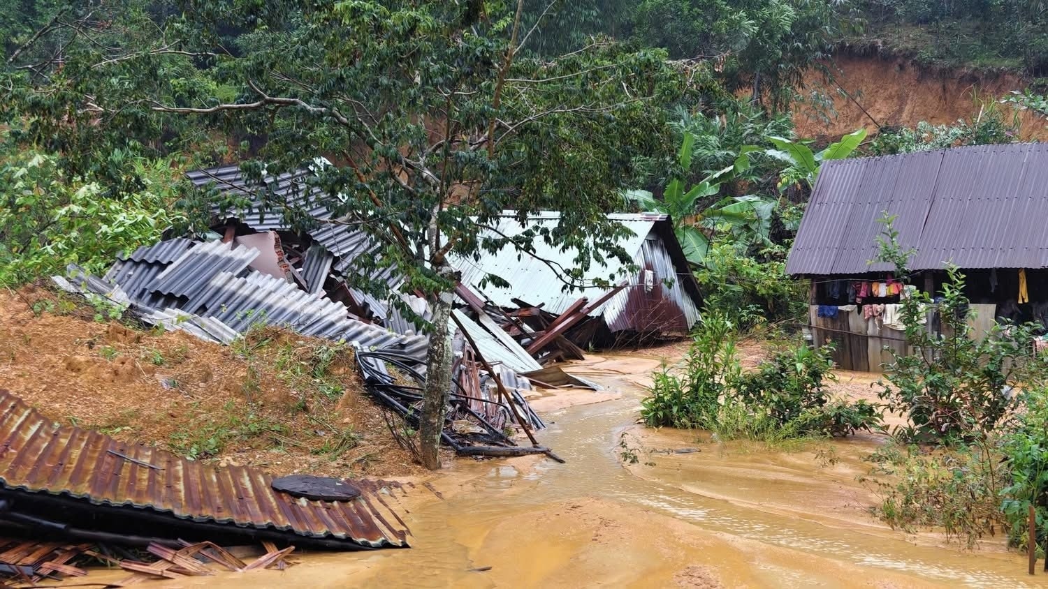 Không khí lạnh tràn về từ đêm 7/5, miền Bắc mưa dông diện rộng, cảnh báo lốc sét nguy hiểm (Ảnh MH)