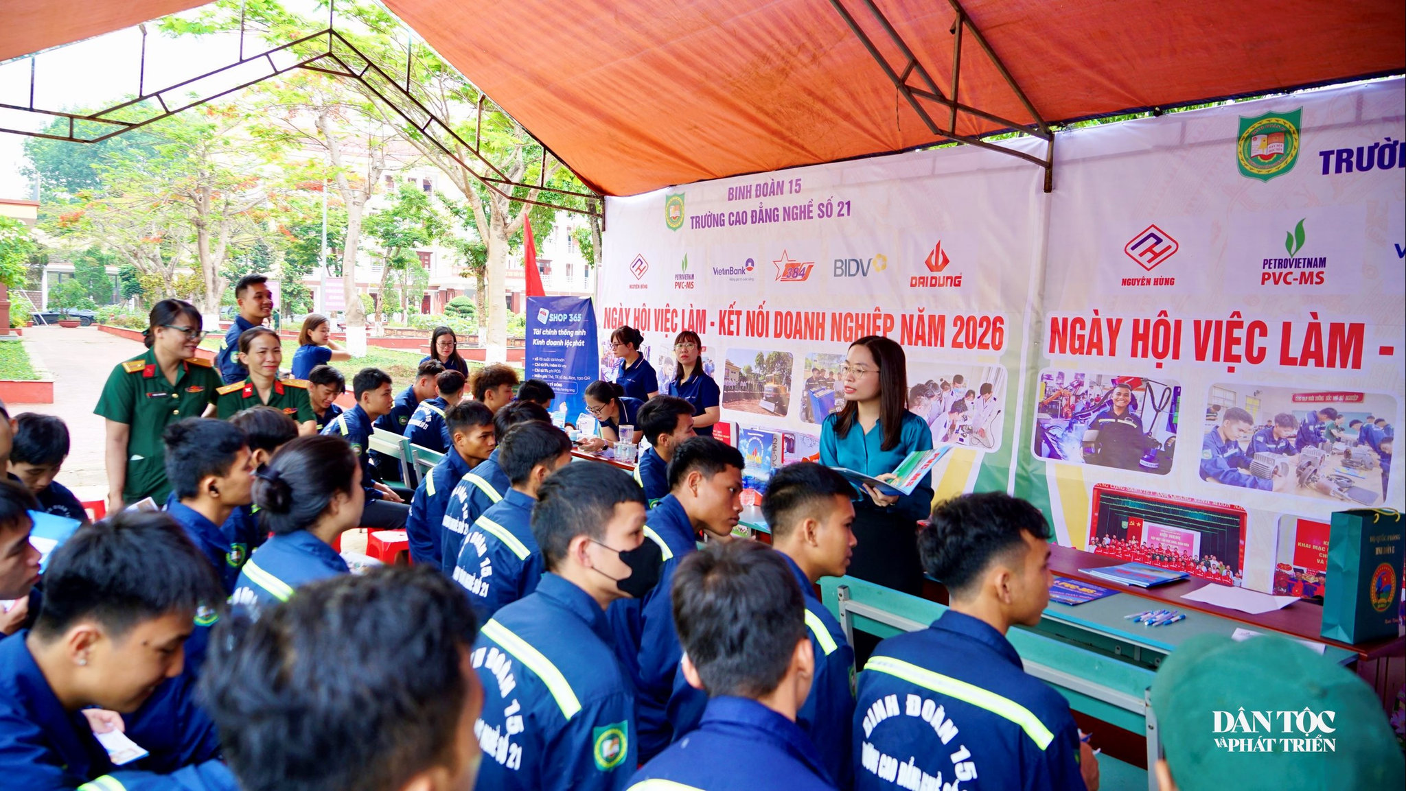 Cơ hội việc làm cho hơn 500 học sinh, sinh viên Tây Nguyên 