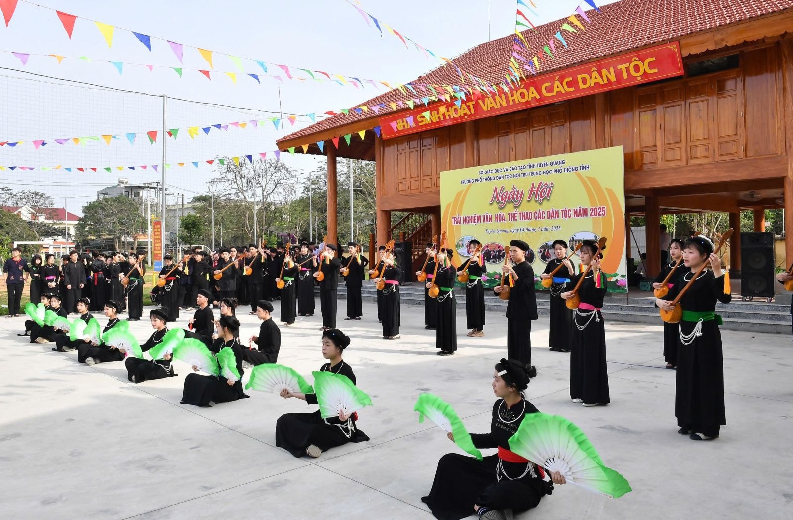 Giữ gìn căn cước 4