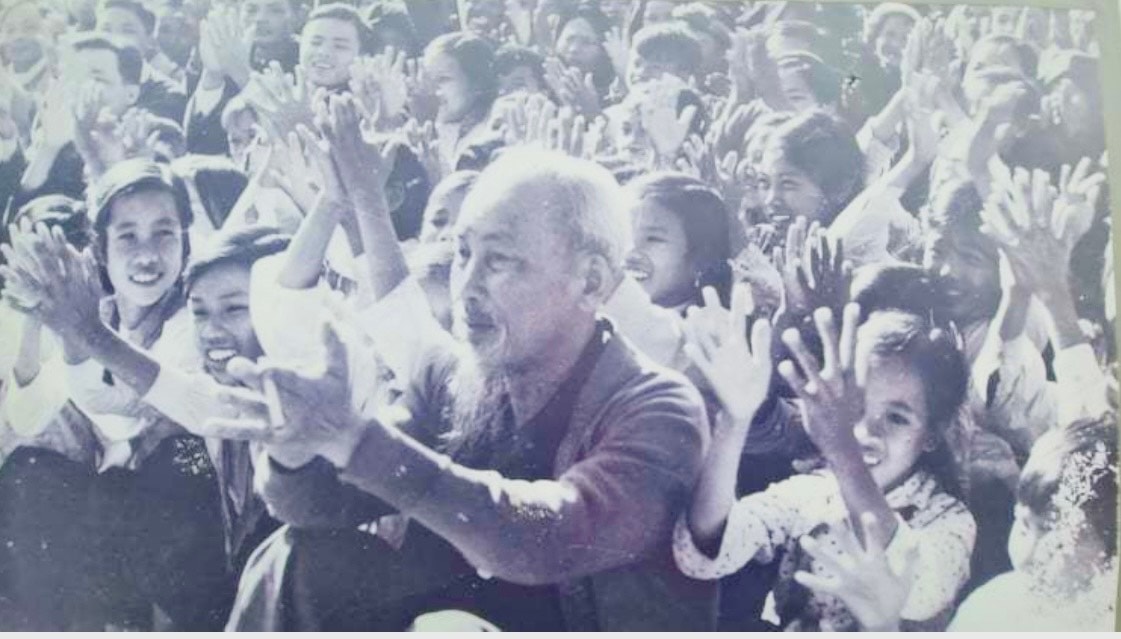 Hình ảnh tư liệu Bác Hồ về thăm Thanh Hóa.