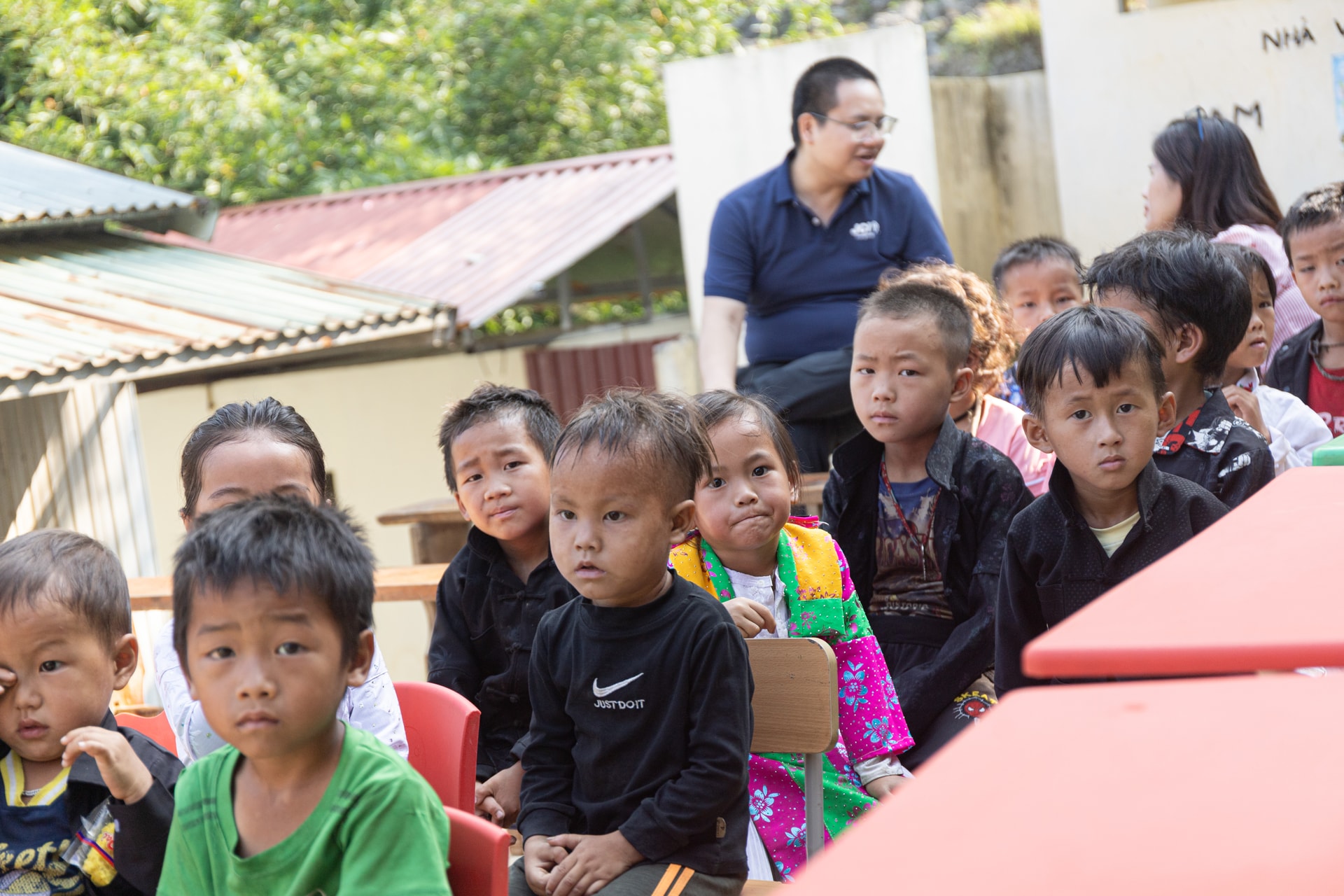 Học sinh điểm trường Phìn Chải B mong chờ một môi trường học tập khang trang, an toàn hơn