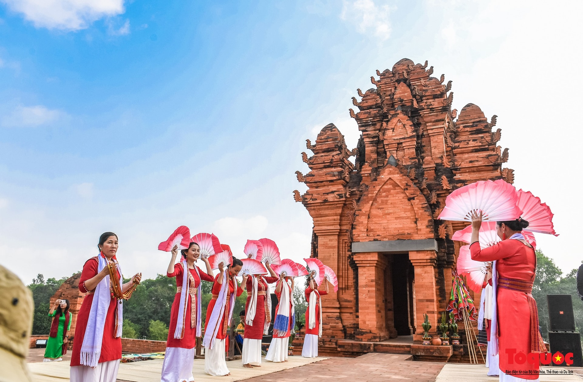 Đại lễ ật đản 4