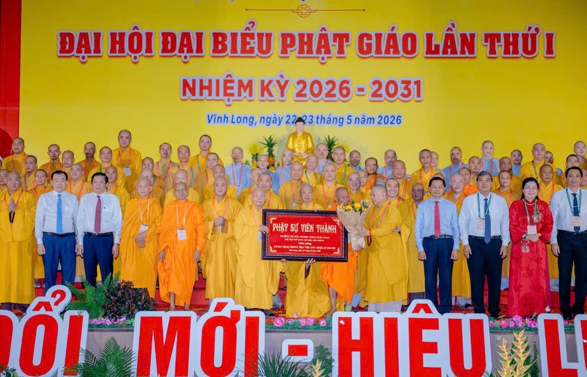 09f2ebf4-b0b7-43f7-a00c-f70bdd25e262.jpg