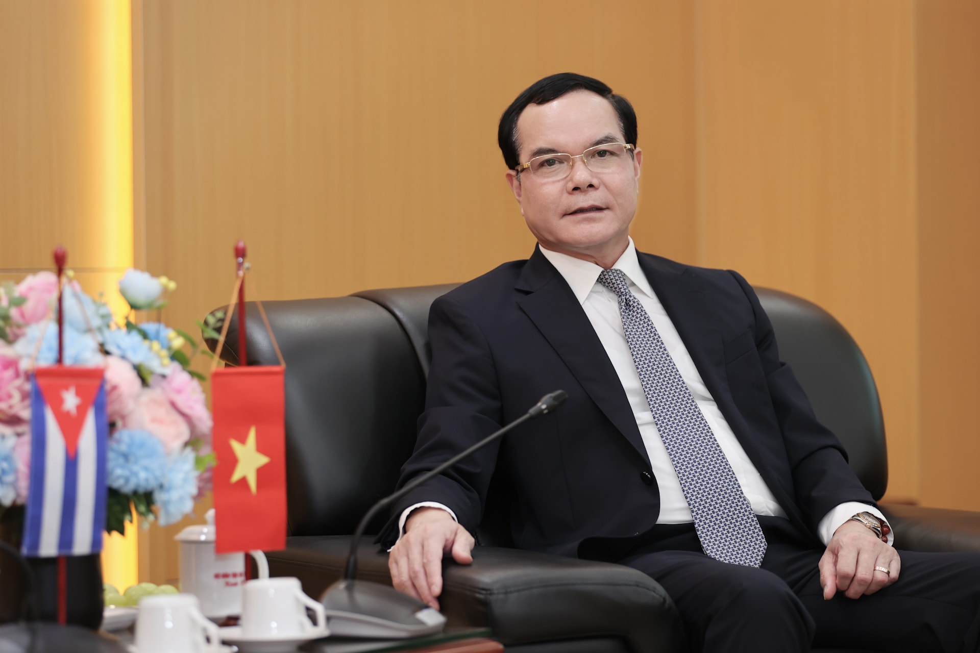 Bộ trưởng Bộ Dân tộc và Tôn giáo Nguyễn Đình Khang khẳng định tình hữu nghị đặc biệt Việt Nam - Cuba là “trước sau như một” (Ảnh. Lê Anh Dũng)