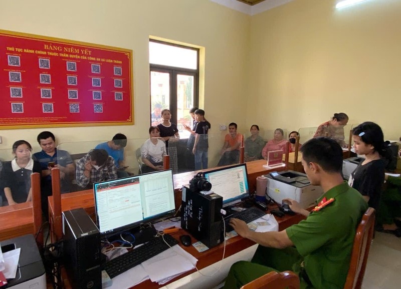 273d5110022t1800l1-cong-an-luan-th2.jpg