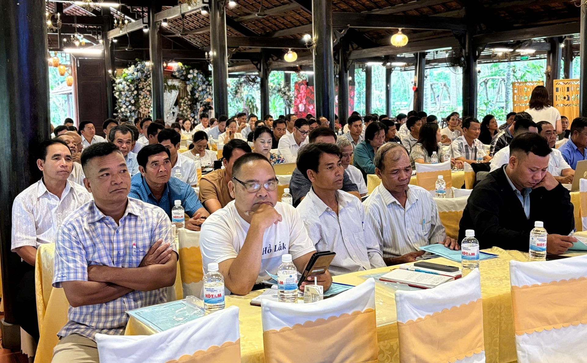 Các học viên tham gia lớp tập huấn