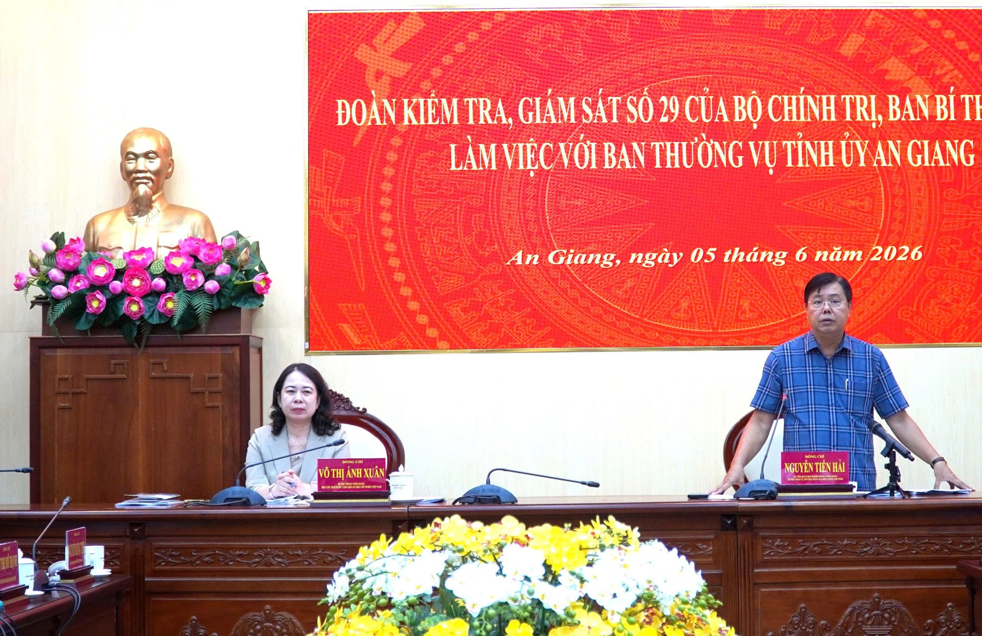 Ông Nguyễn Tiến Hải, Bí thư Tỉnh ủy An Giang phát biểu tại buổi làm việc