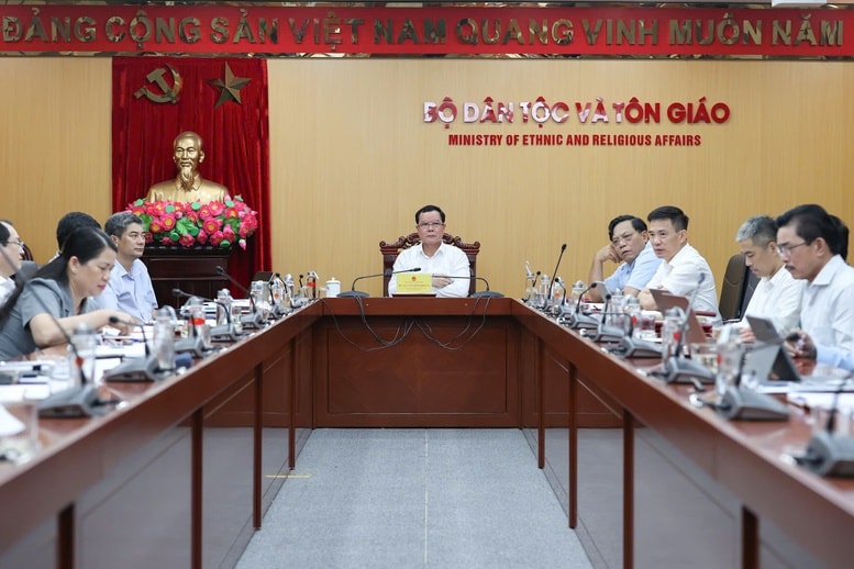 Sớm đưa Luật Tín ngưỡng, tôn giáo năm 2026 đi vào cuộc sống