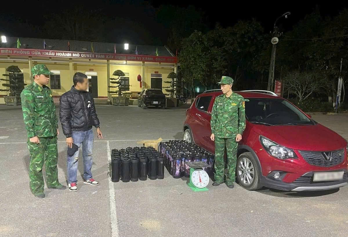 nhiều vụ vận chuyển hàng lậu, hàng cấm qua biên giới thời gian qua được phát hiện từ nguồn tin do người dân cung cấp