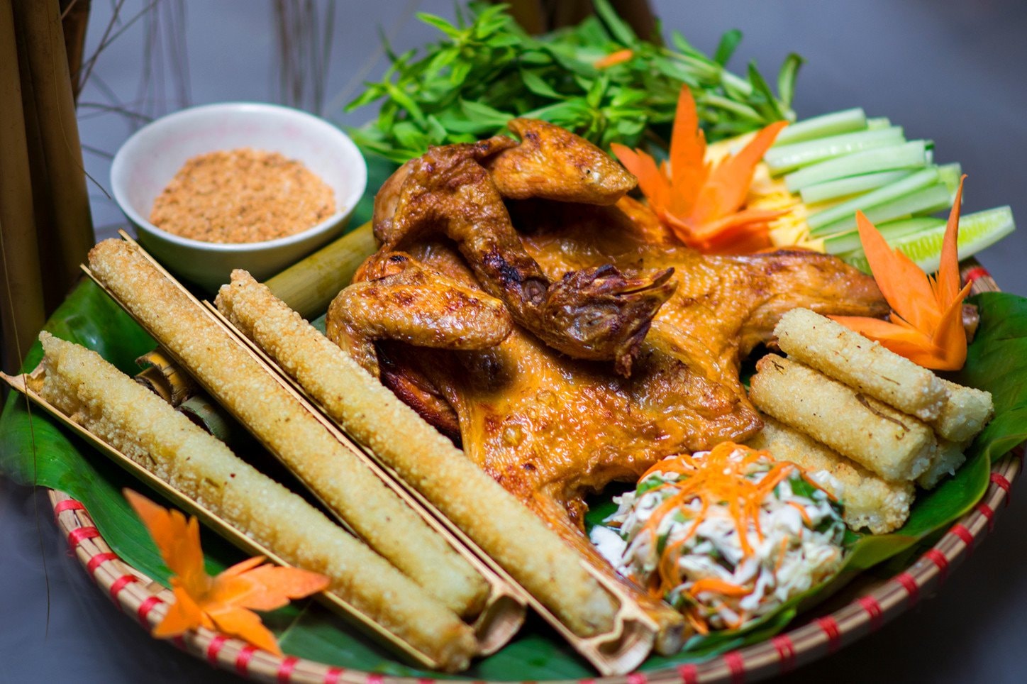 Ẩm thực nơi đây mang hương vị riêng của núi rừng