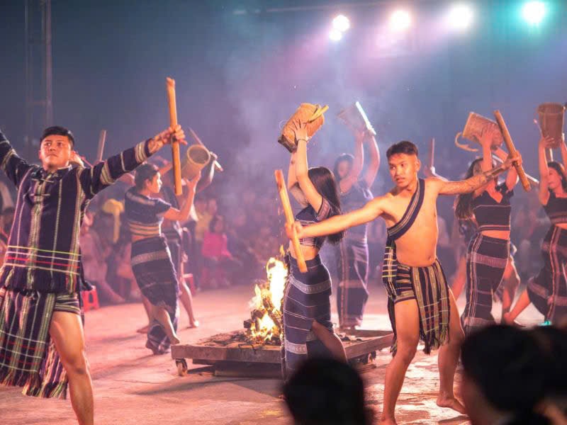 Không gian văn hóa cồng chiêng ở chân núi Langbiang (Ảnh St)