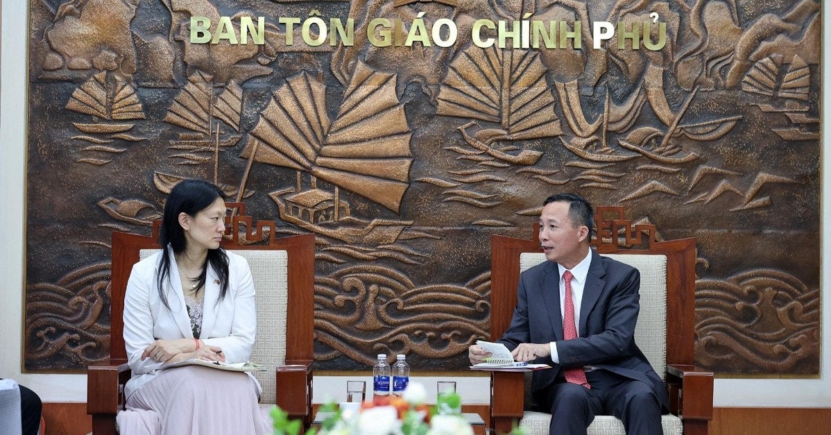 Trưởng Ban Tôn giáo Chính phủ tiếp xã giao Quyền Phó trợ lý Ngoại trưởng Hoa Kỳ