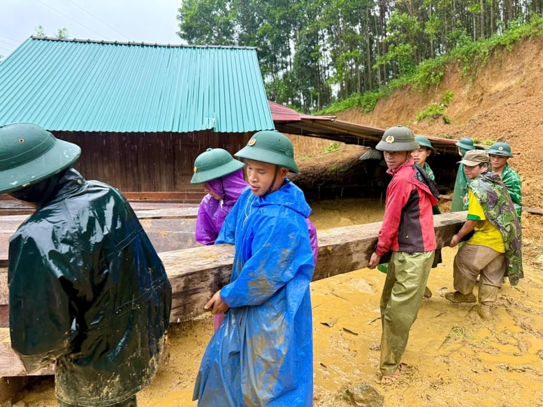 Phát huy vai trò Người có uy tín trong phòng chống thiên tai tại Đà Nẵng 