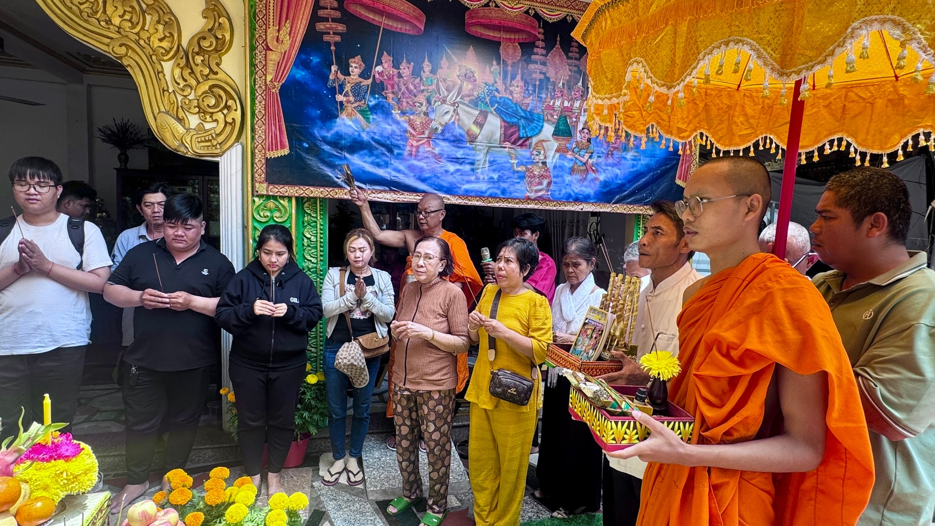 Nhiều lễ hội văn hoá truyền thống của đồng bào Khmer được chính quyền TP. Cần Thơ quan tâm tạo điều kiện cho bảo tồn và phát huy