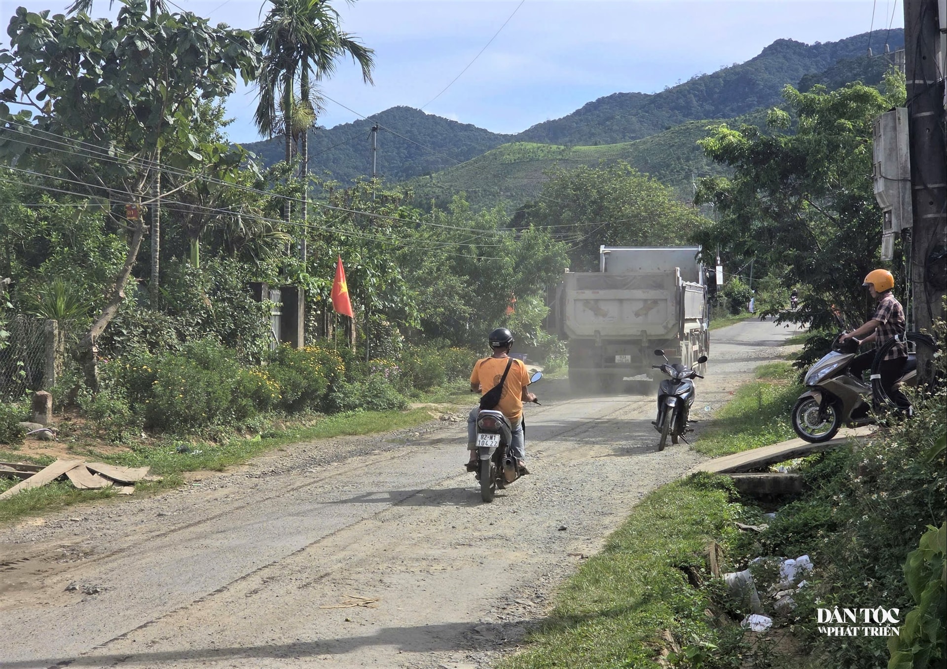 DUONG TINH 673 1