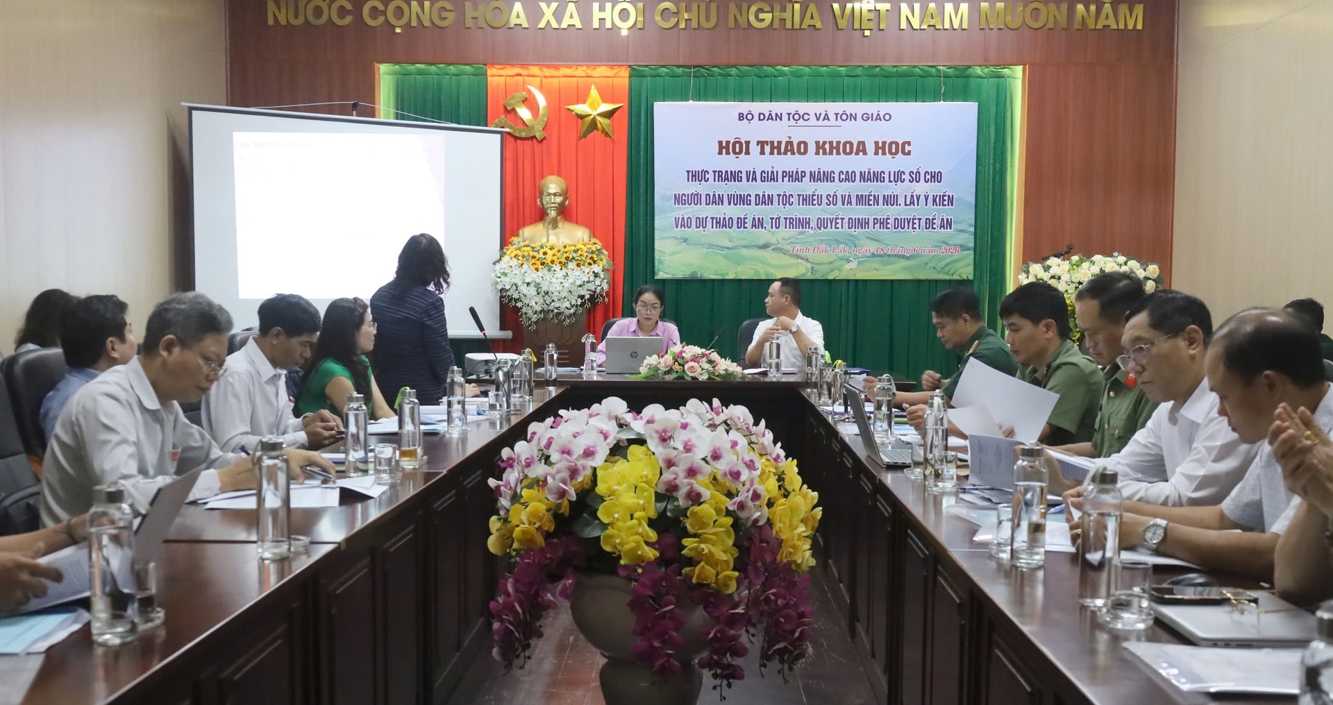 Hội thảo nâng cao năng lực chuyển đổi số vùng DTTS và miền núi