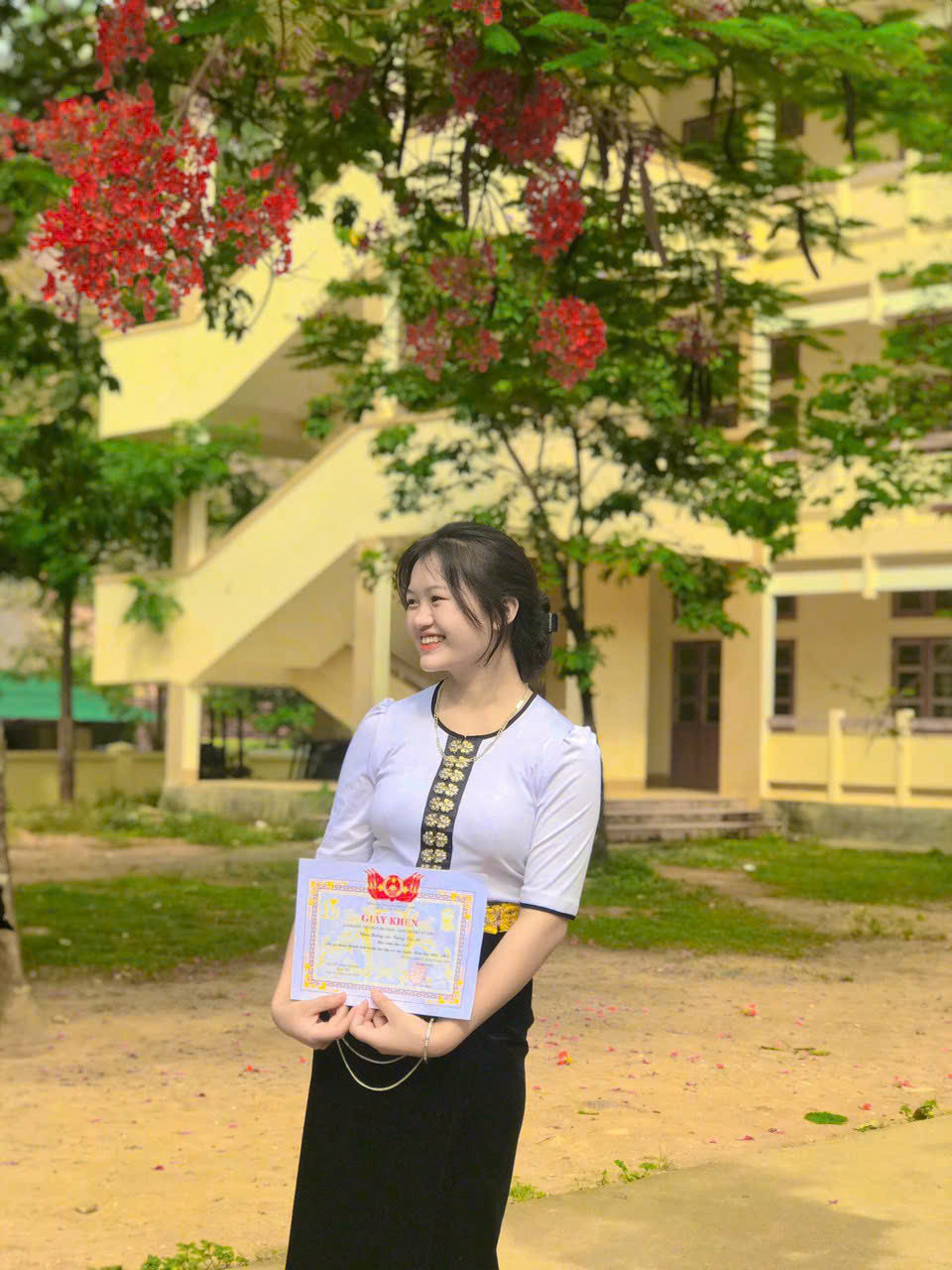 Anh 2