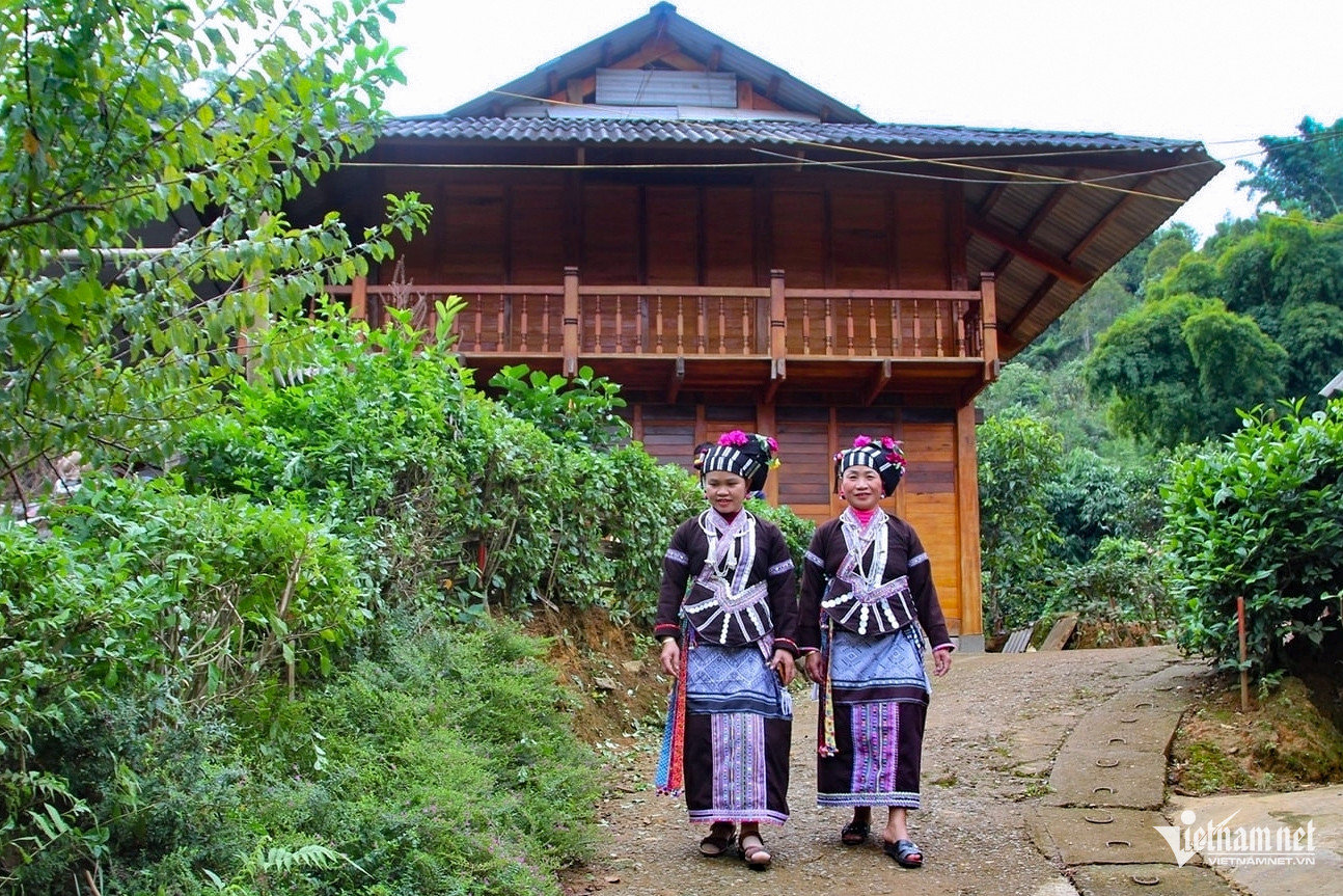 W-vi sao mot xa o lai chau chon ten thon ban la o quy ho doan ket hanh phuc thai binh 1083.jpg