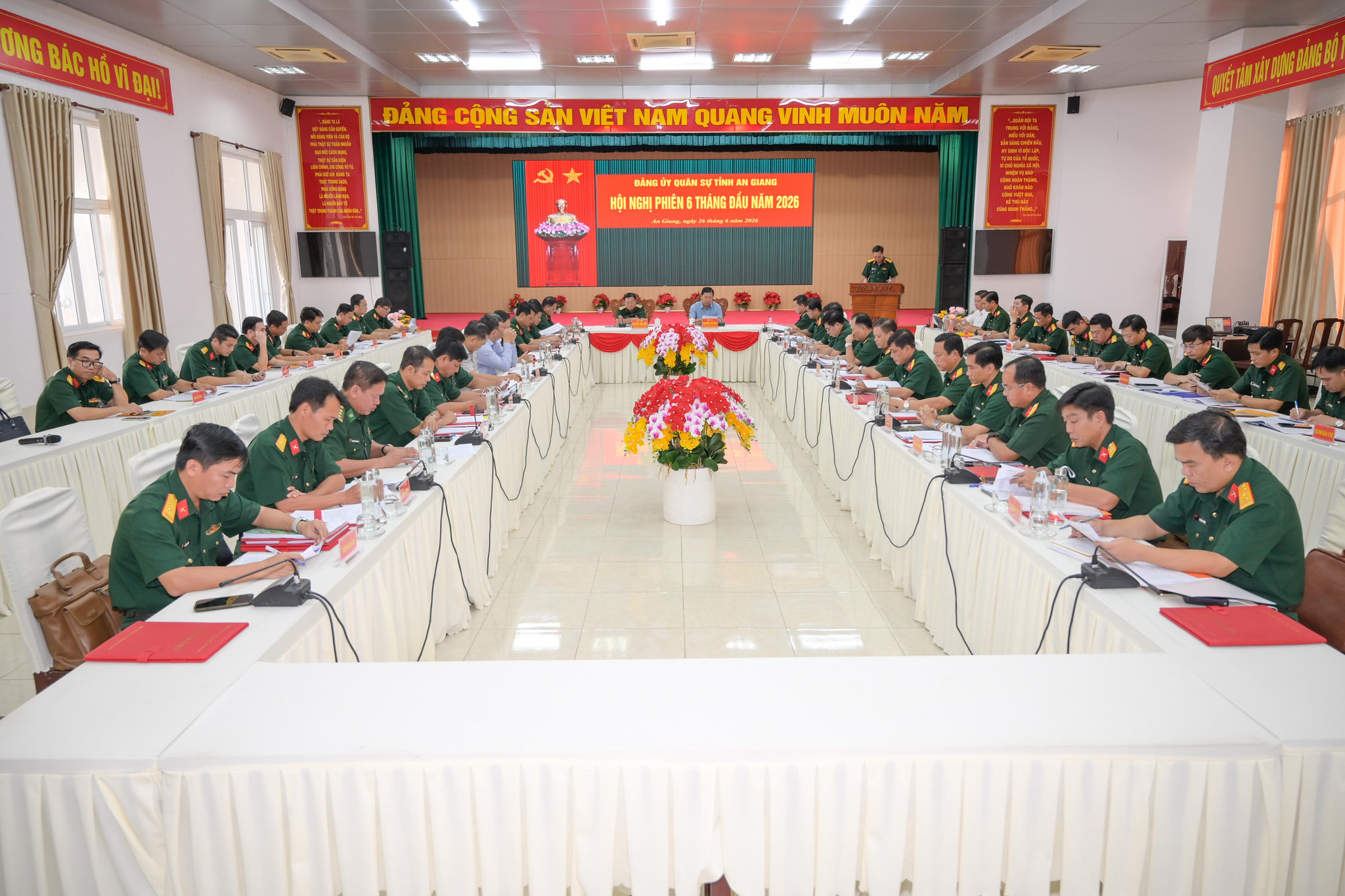 Bộ chỉ huy Quân sự tỉnh An Giang Giang quyết tâm xây dựng Đảng bộ Quân sự tỉnh trong sạch, vững mạnh; lực lượng vũ trang tỉnh vững mạnh toàn diện