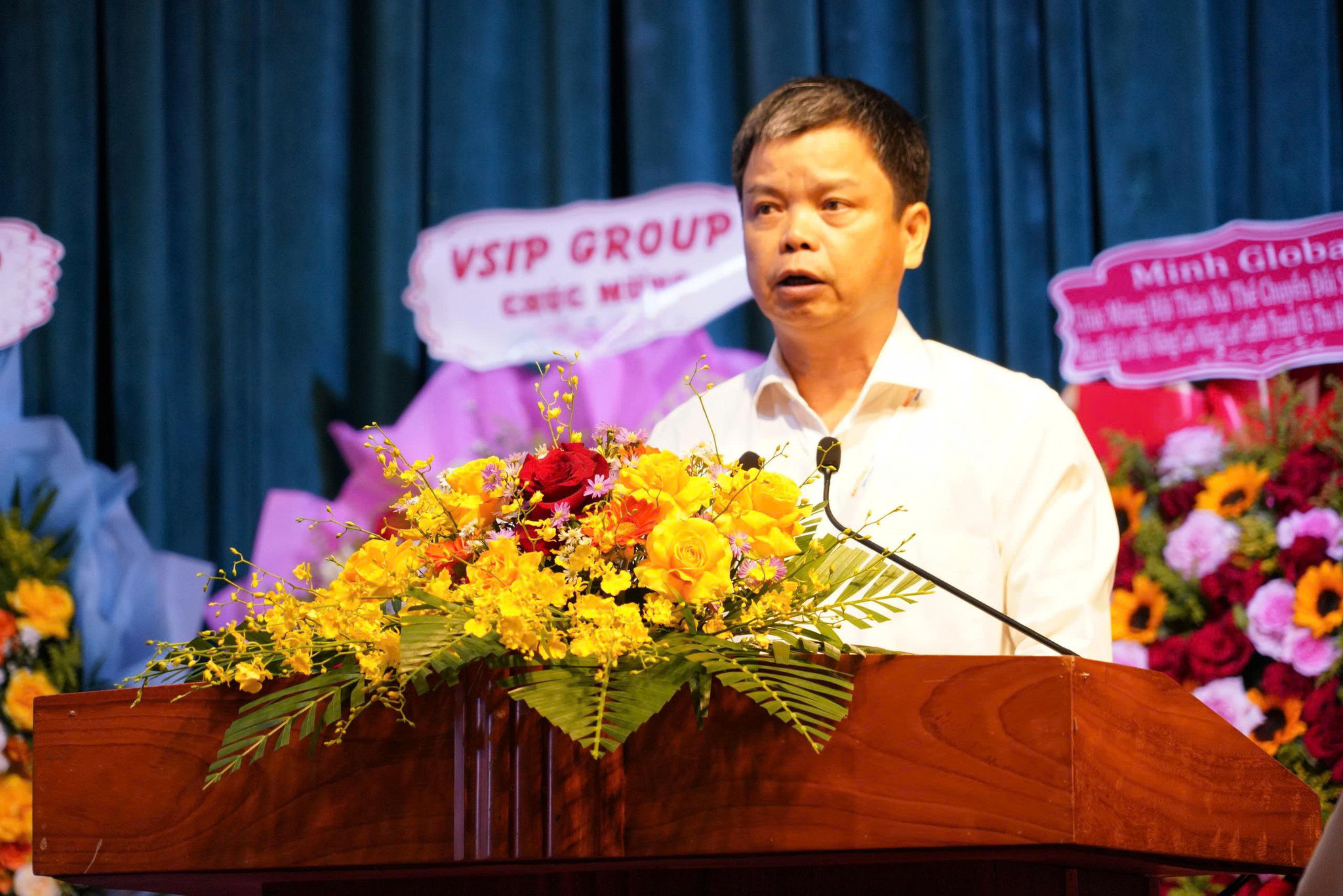 Hội thảo1