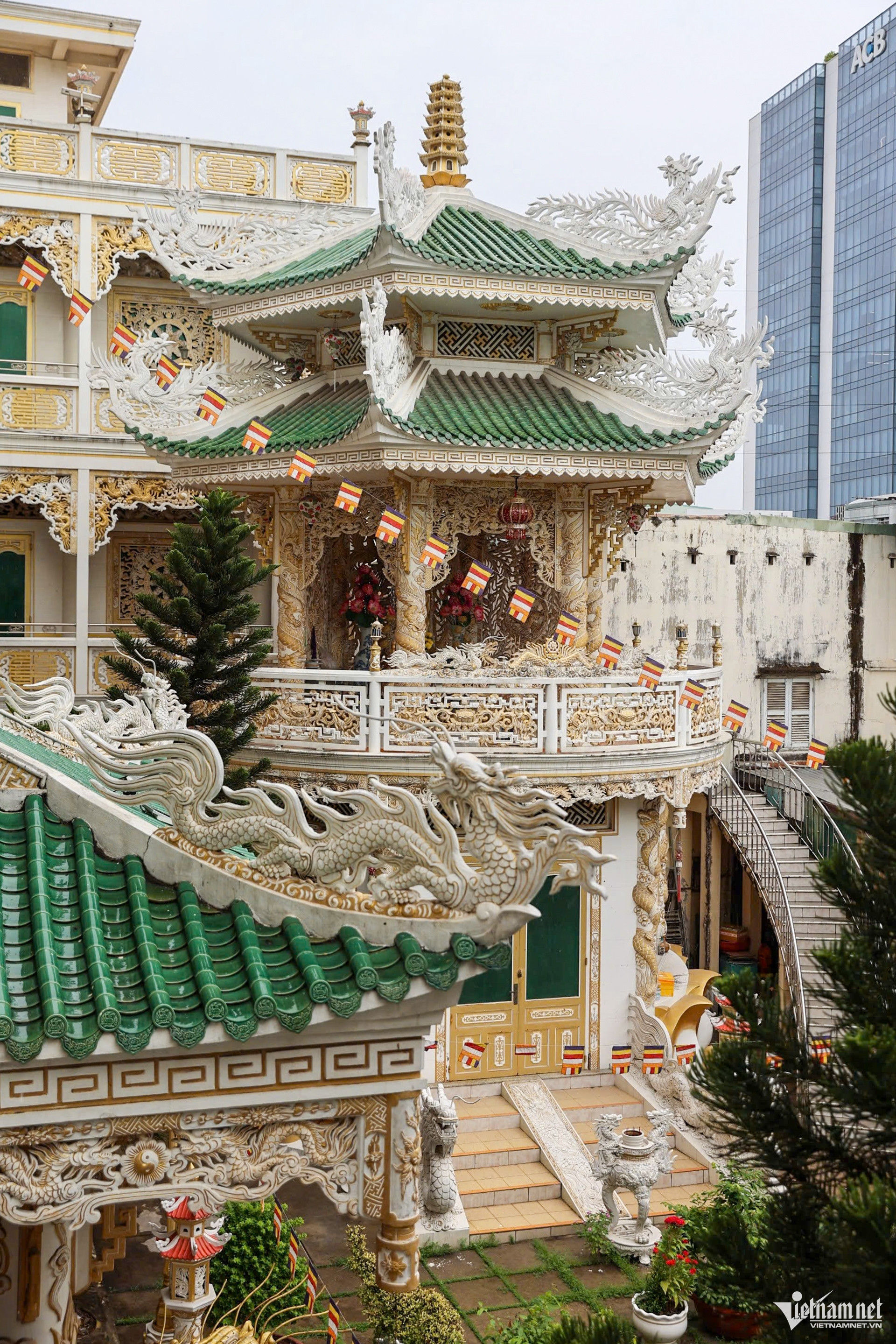 W-chùa phật bào nguyễn huế 4.jpg